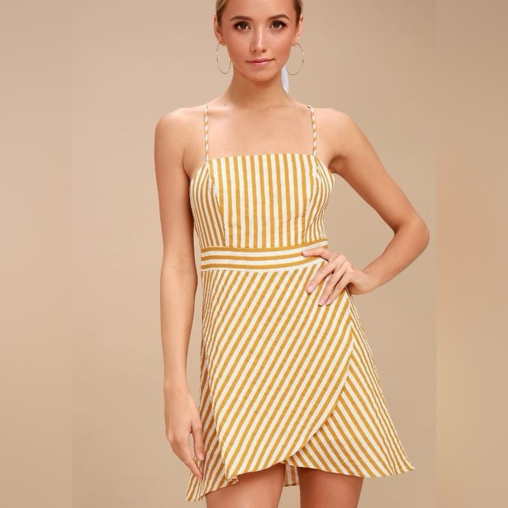 Lulus Gold and white striped Mini Dress Criss Cross back size L